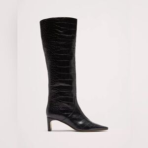 BANANA REPUBLIC ITALIAN EMBOSSED LEATHER MID-HEEL BOOT SIZE 9